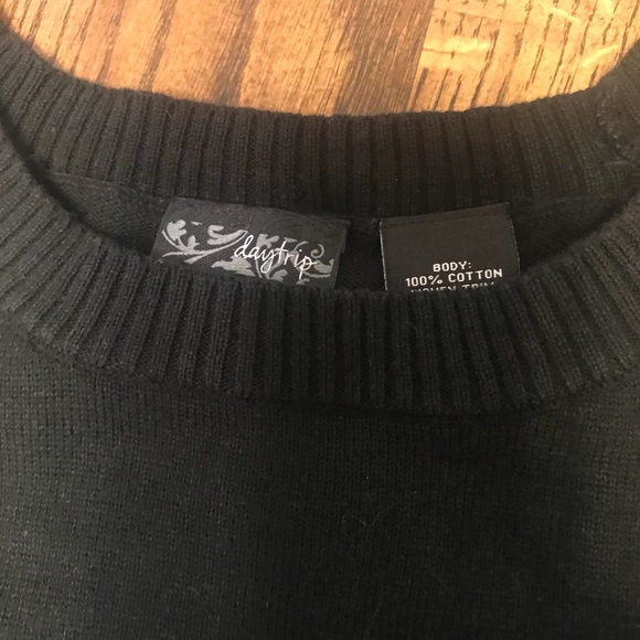 Day Trip Light Sweater Top - Picture 3 of 4